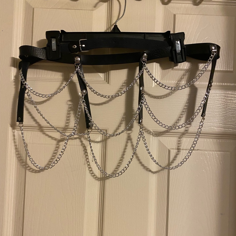 Silver Chain Harness Belt